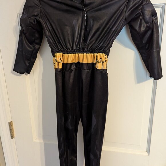 Infant Boys One-Piece Batman Costume DC Muscle Chest Rubies sz 4T NO CAPE - Picture 7 of 10